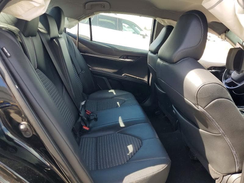 2022 TOYOTA CAMRY SE SE 10