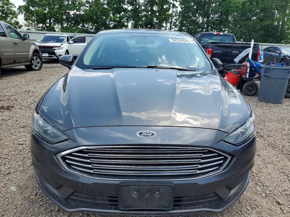 2017 FORD FUSION SE 5