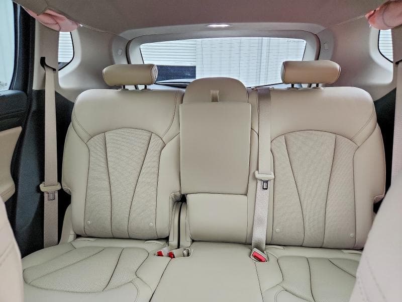 2019 BUICK ENVISION ESSENCE 10