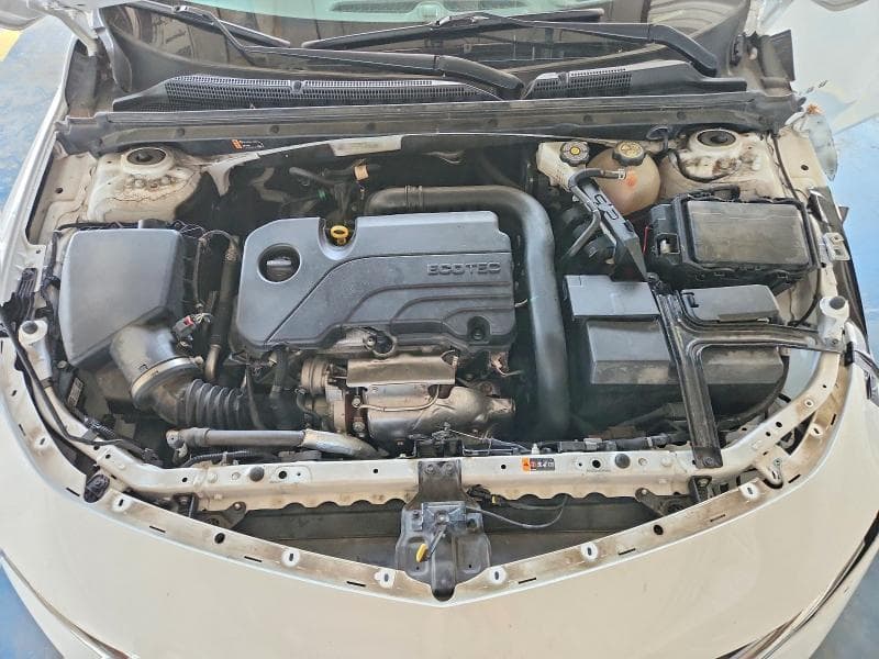 2023 CHEVROLET MALIBU LT 11
