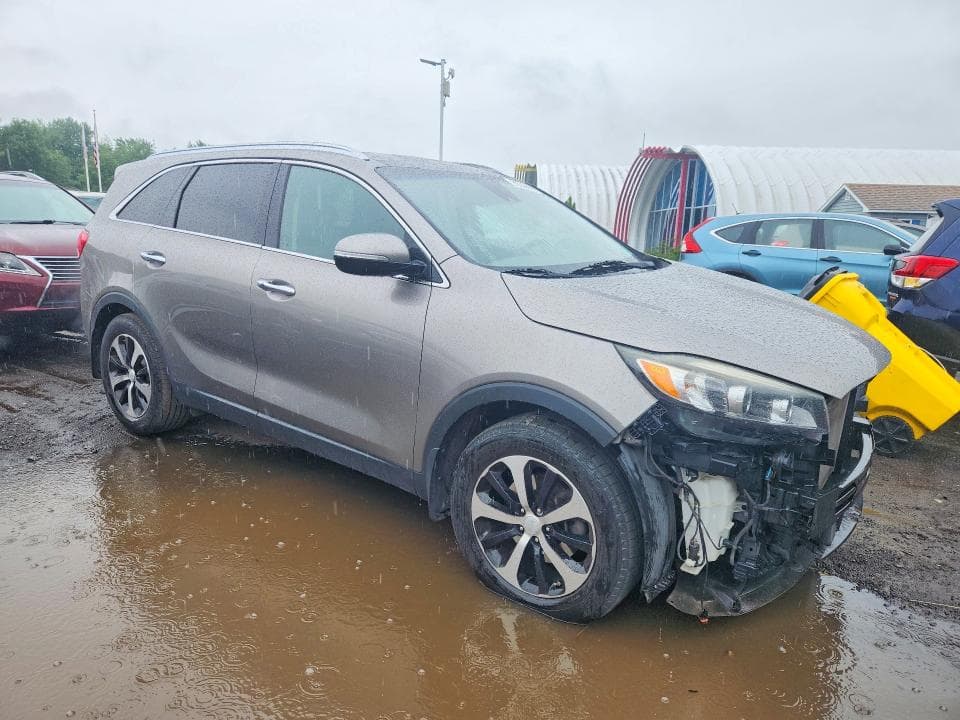 2017 KIA SORENTO EX 4