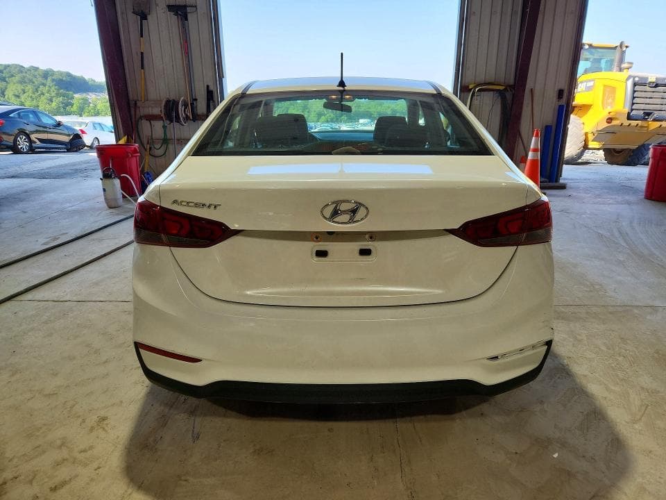 2021 HYUNDAI ACCENT SE 6