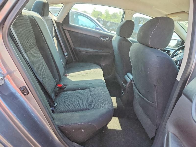 2019 NISSAN SENTRA S S 10