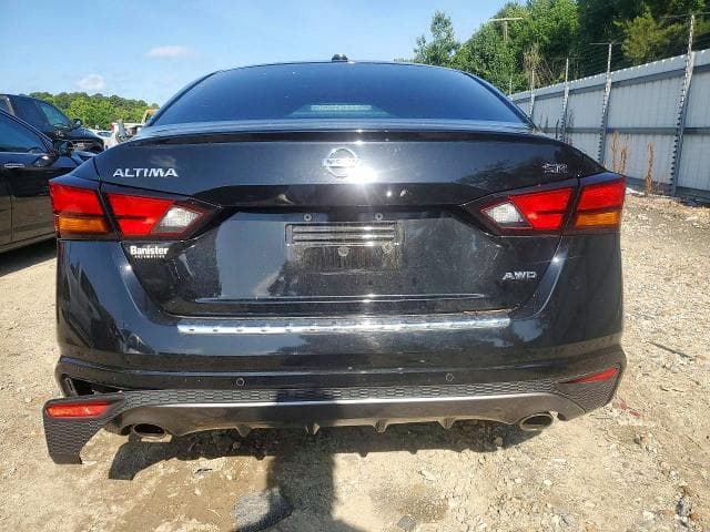 2021 NISSAN ALTIMA SR 6