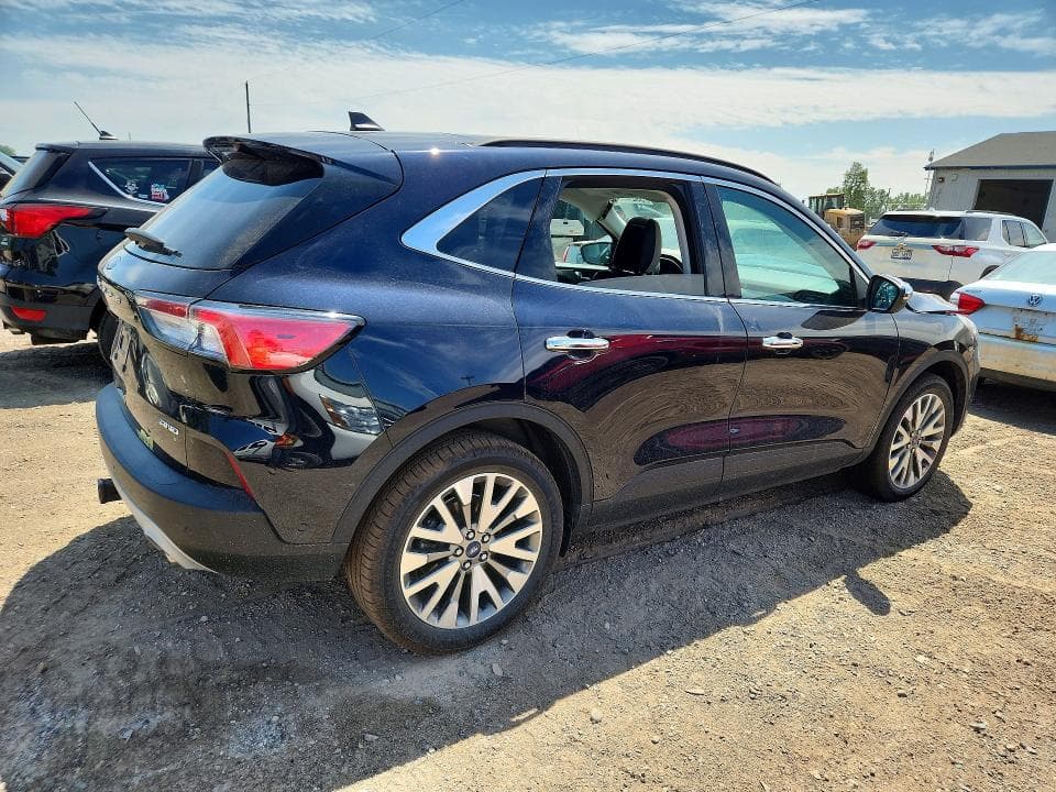 2021 FORD ESCAPE TITANIUM TITANIUM 3
