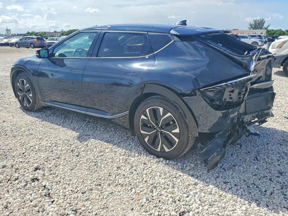 2023 KIA EV6 WIND 2