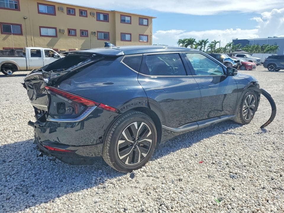 2023 KIA EV6 WIND 3