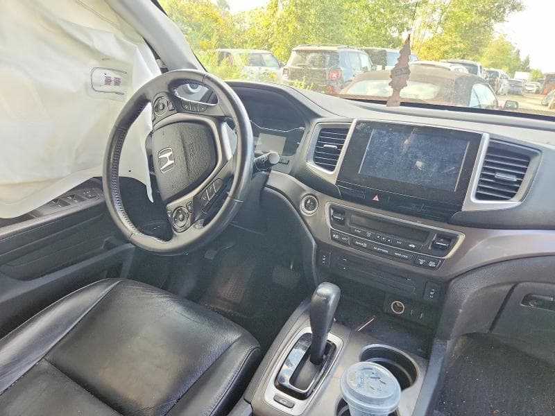 2017 HONDA PILOT EXLN 8
