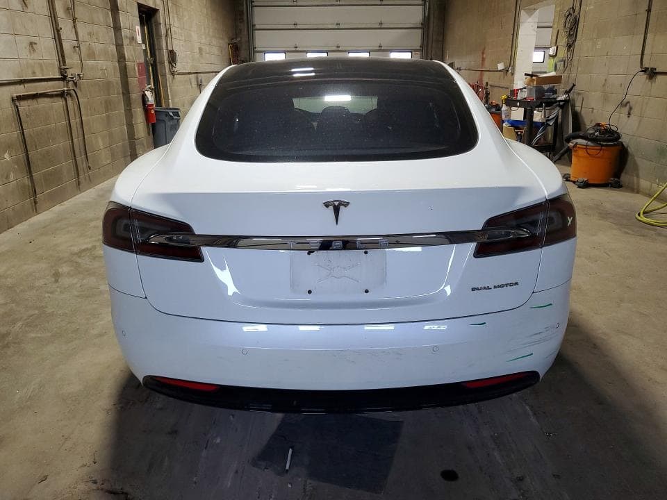 2021 TESLA MODEL S 6