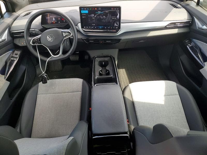 2025 VOLKSWAGEN ID.4 PRO 8