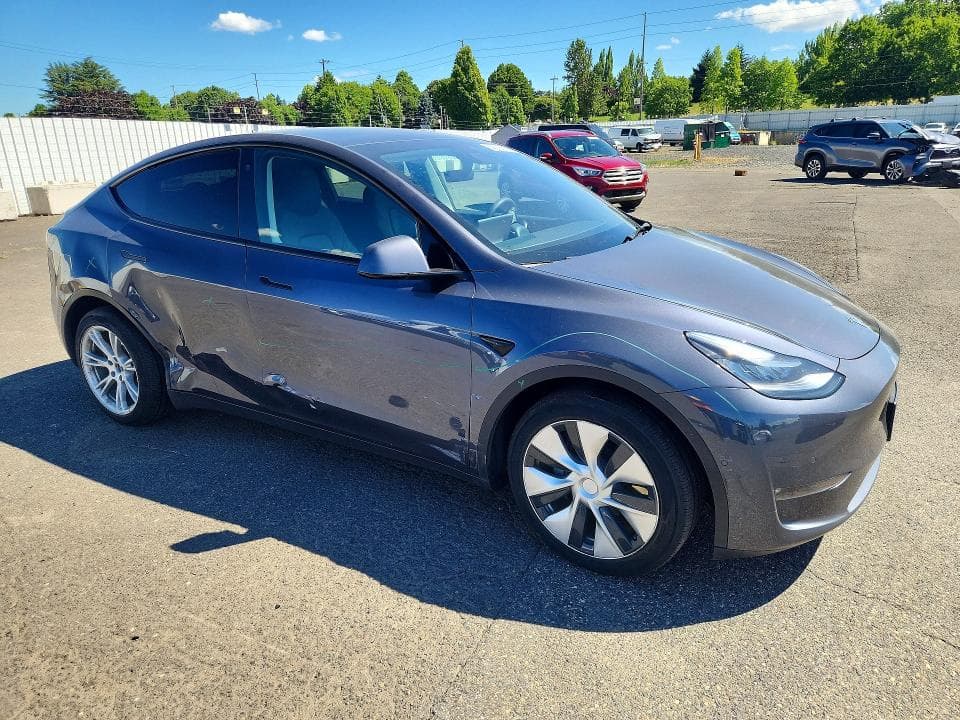 2021 TESLA MODEL Y 4