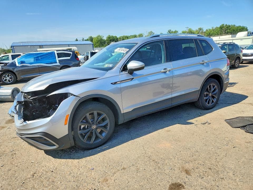 2024 VOLKSWAGEN TIGUAN SE - 1
