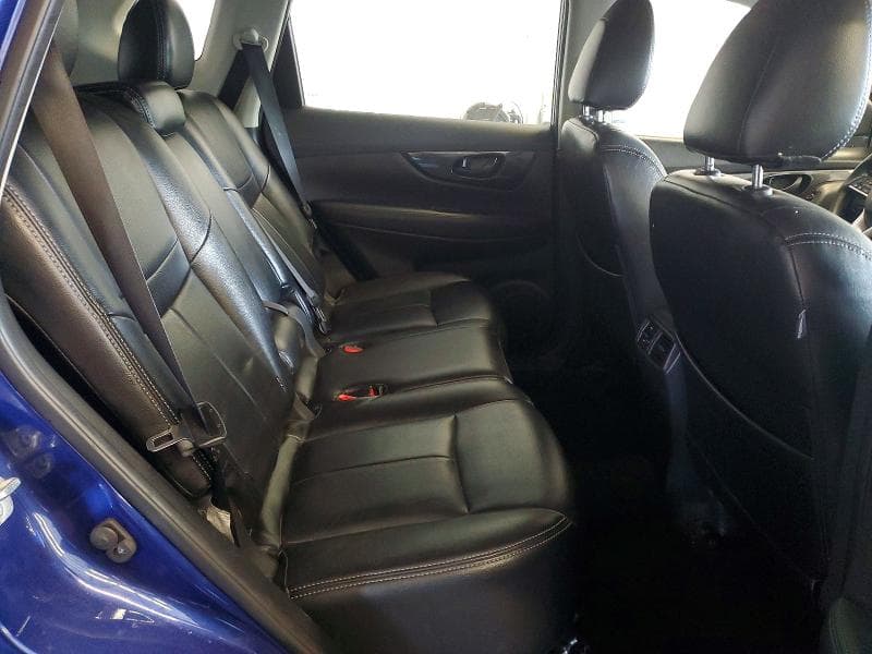 2019 NISSAN ROGUE S 11