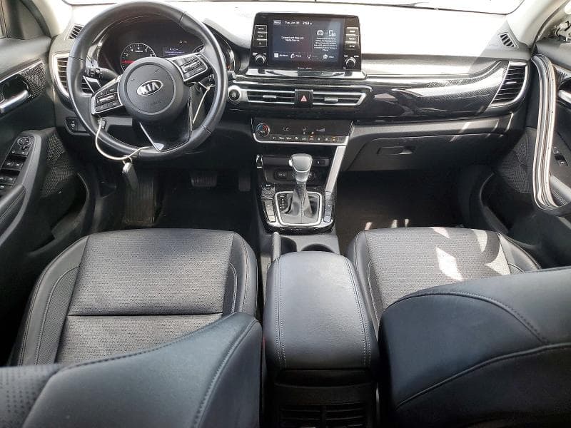 2021 KIA SELTOS EX 8