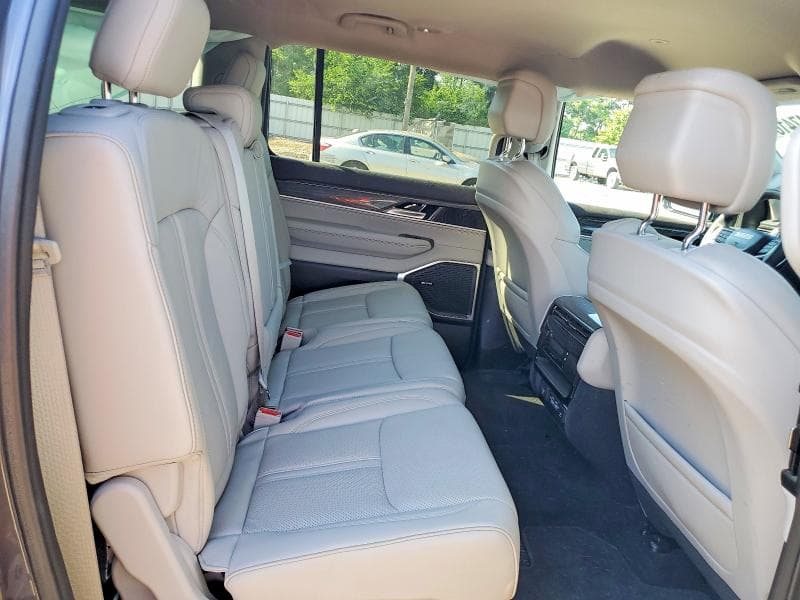 2022 JEEP WAGONEER SERIES III 11