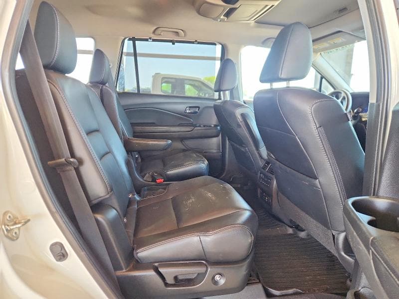 2019 HONDA PILOT TOURING 11