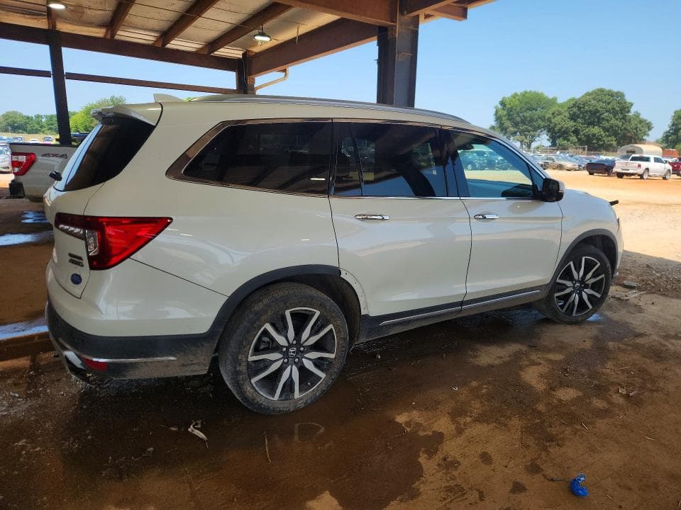 2019 HONDA PILOT TOURING 3