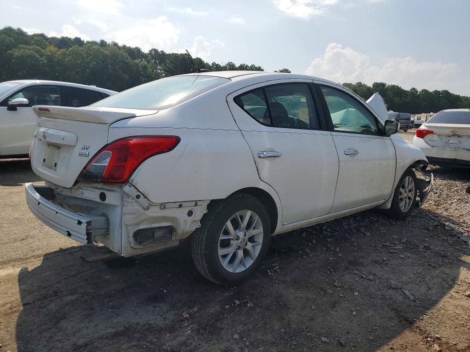 2018 NISSAN VERSA SV SV 3
