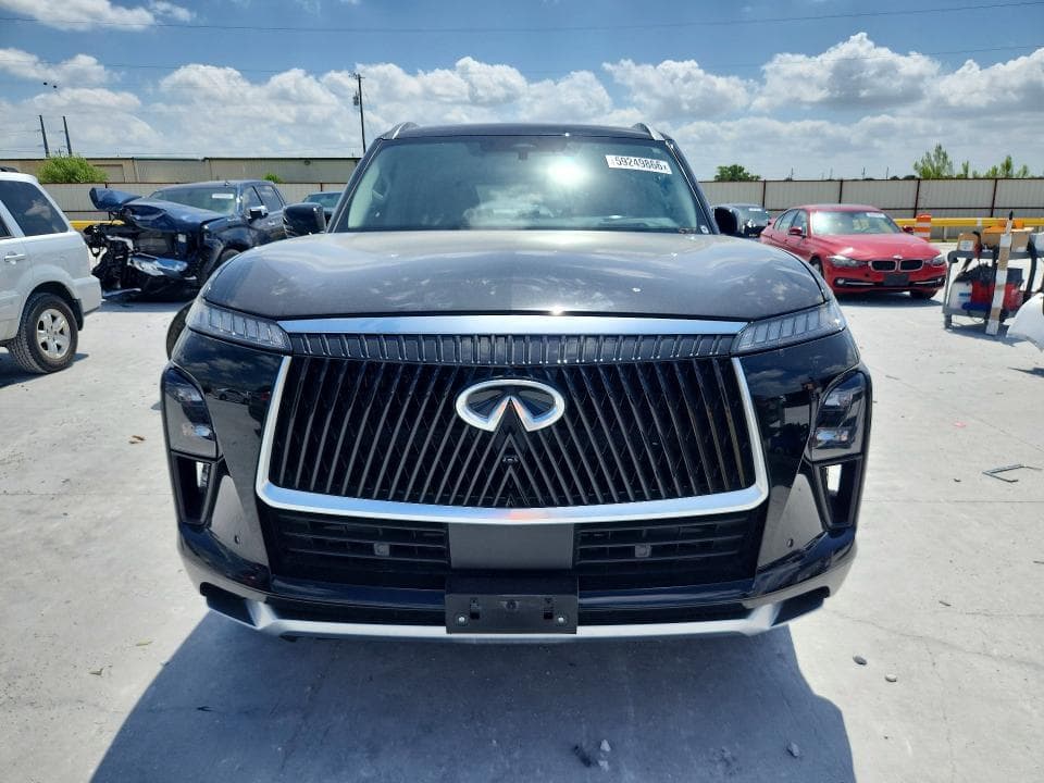 2025 INFINITI QX80 LUXE 5