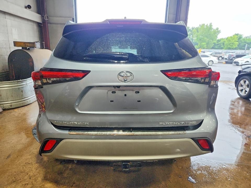 2021 TOYOTA HIGHLANDER PLATINUM 6
