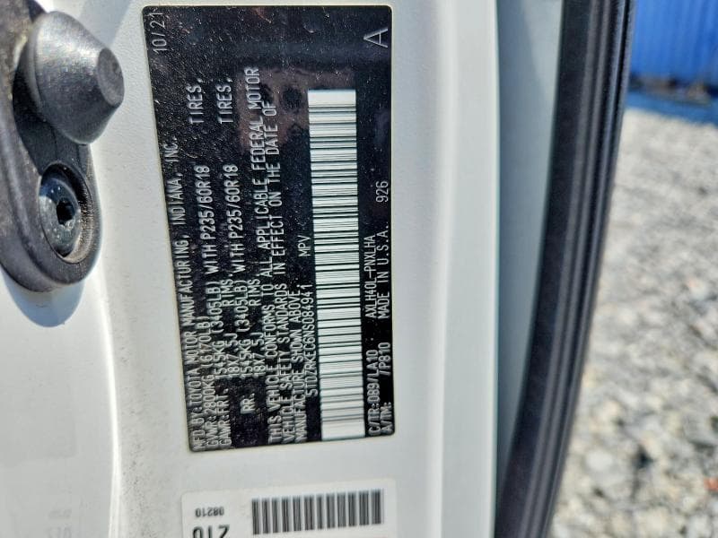 2022 TOYOTA SIENNA LIMITED 7-PASSENGER LIMITED 7-PASSENGER 13