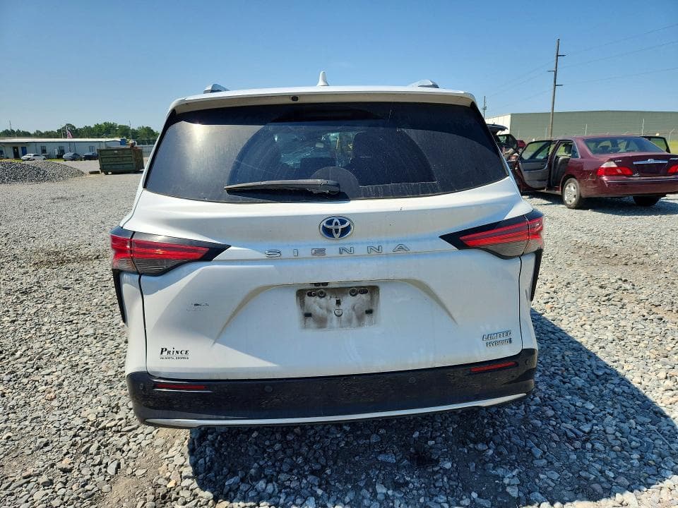 2022 TOYOTA SIENNA LIMITED 7-PASSENGER LIMITED 7-PASSENGER 6