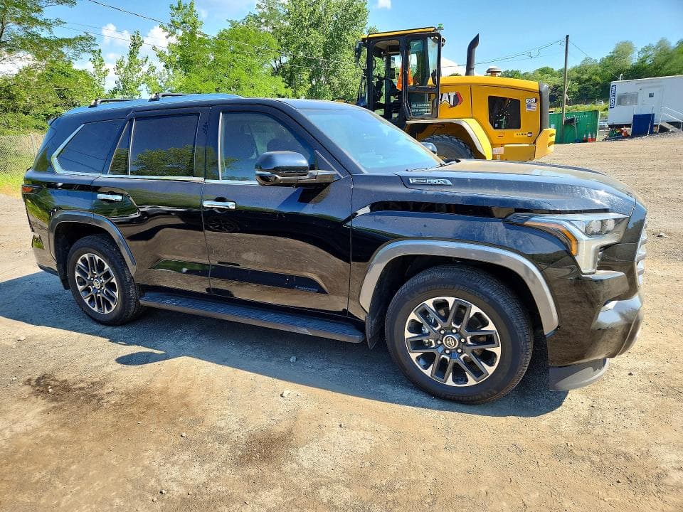 2024 TOYOTA SEQUOIA 4WD HYBRID 4D LIMITED LIMITED 4