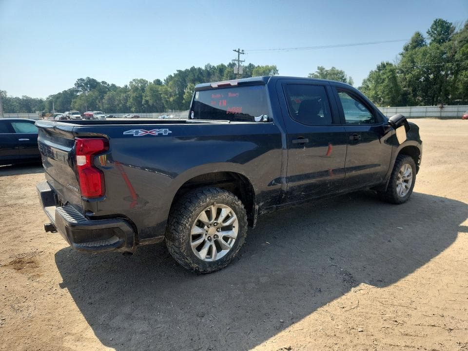 2021 CHEVROLET SILVERADO K1500 CUSTOM 3