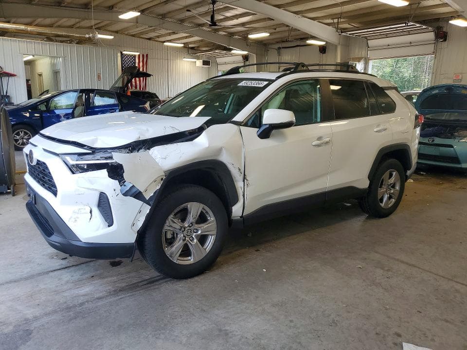 2023 TOYOTA RAV4 XLE - 1