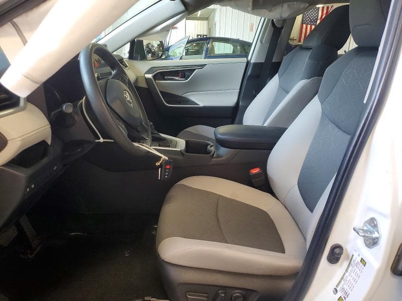 2023 TOYOTA RAV4 XLE 7