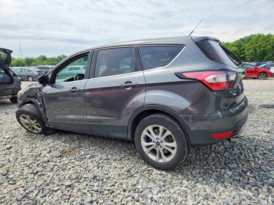 2017 FORD ESCAPE SE 2