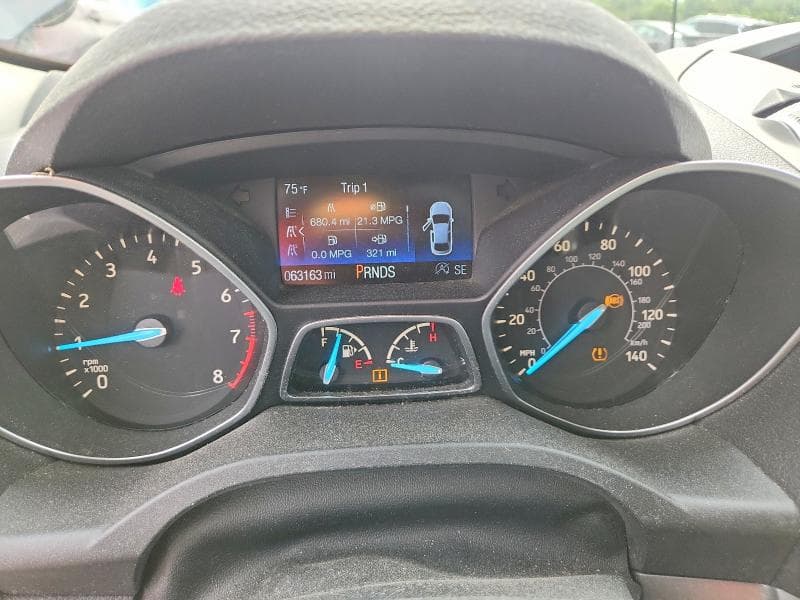 2017 FORD ESCAPE SE 9