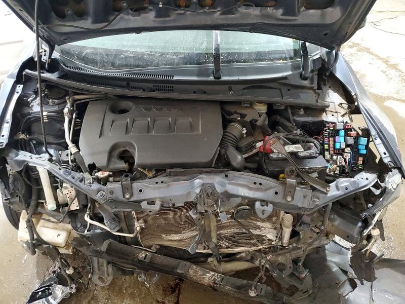 2018 TOYOTA COROLLA LE 11