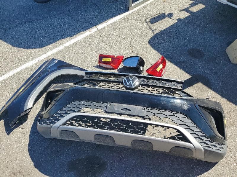 2022 VOLKSWAGEN TAOS SE 13