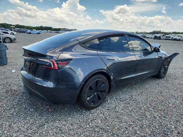 2025 TESLA MODEL 3 3