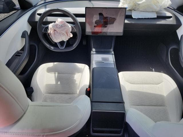 2025 TESLA MODEL 3 8