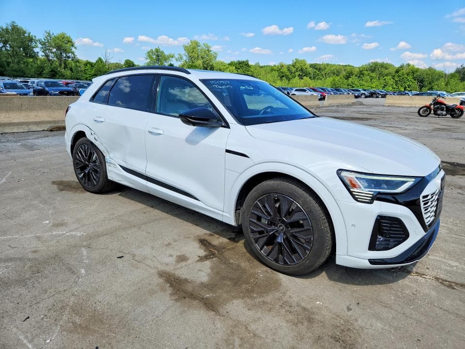 2024 AUDI Q8 E-TRON PRESTIGE 4
