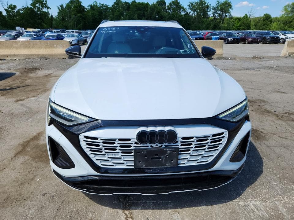 2024 AUDI Q8 E-TRON PRESTIGE 5