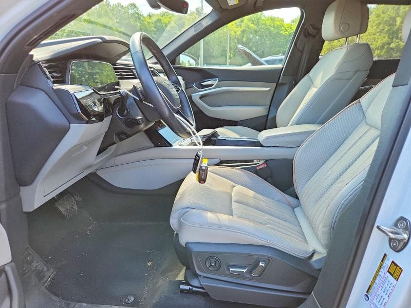 2024 AUDI Q8 E-TRON PRESTIGE 7