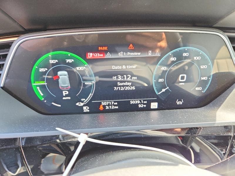 2024 AUDI Q8 E-TRON PRESTIGE 9