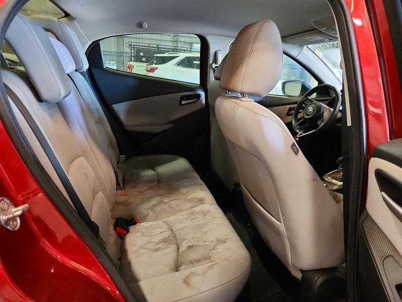 2019 TOYOTA YARIS L 10