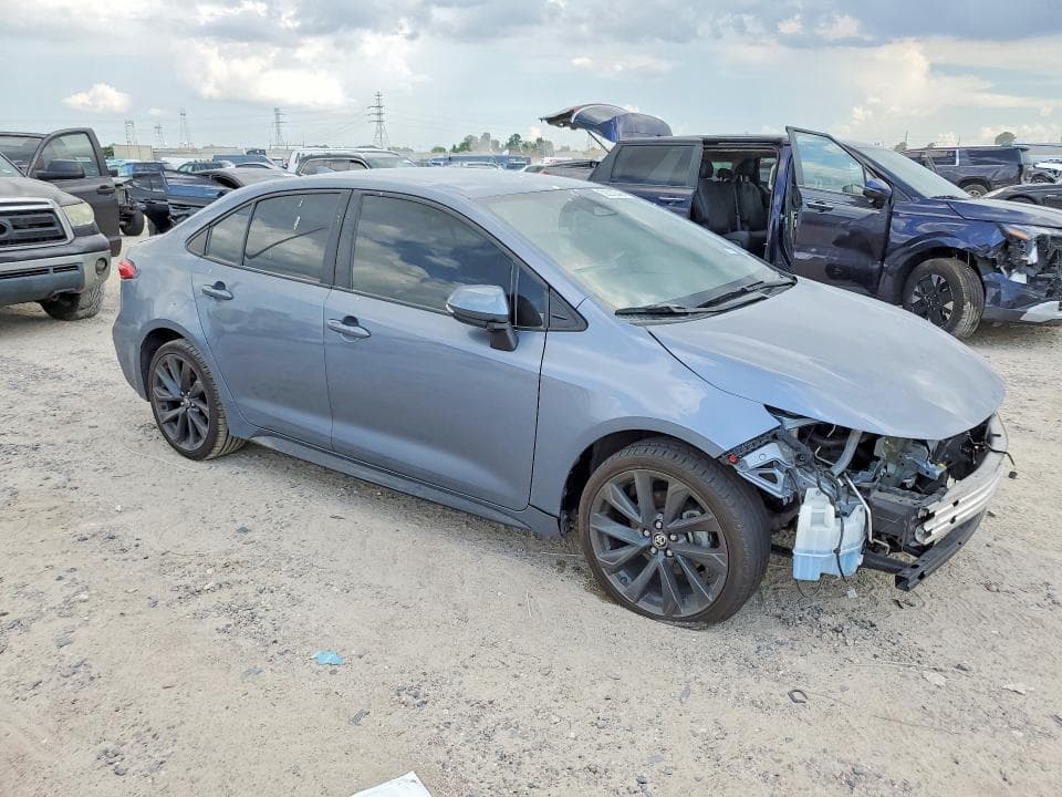 2024 TOYOTA COROLLA SE 4