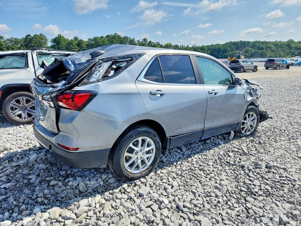 2024 CHEVROLET EQUINOX LT LT 3