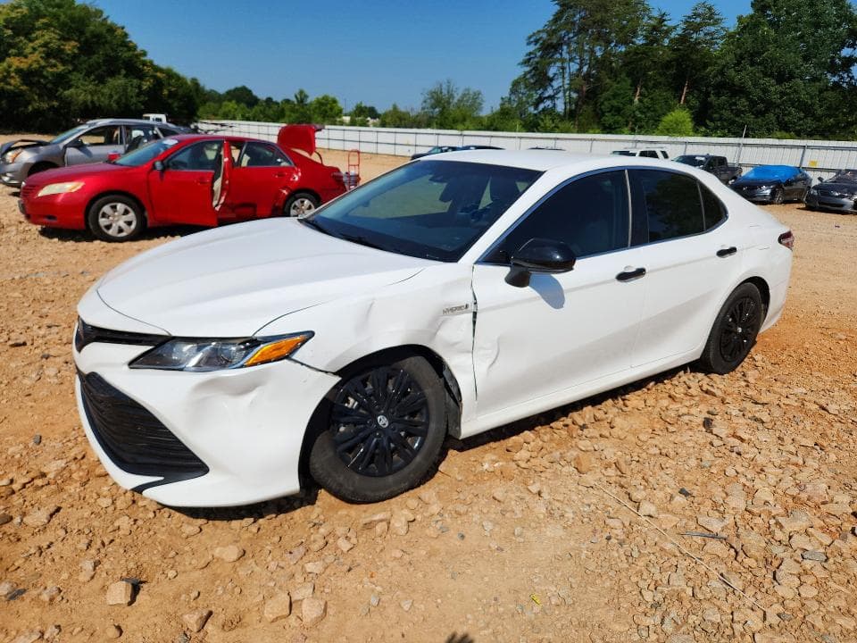 2018 TOYOTA CAMRY LE - 1