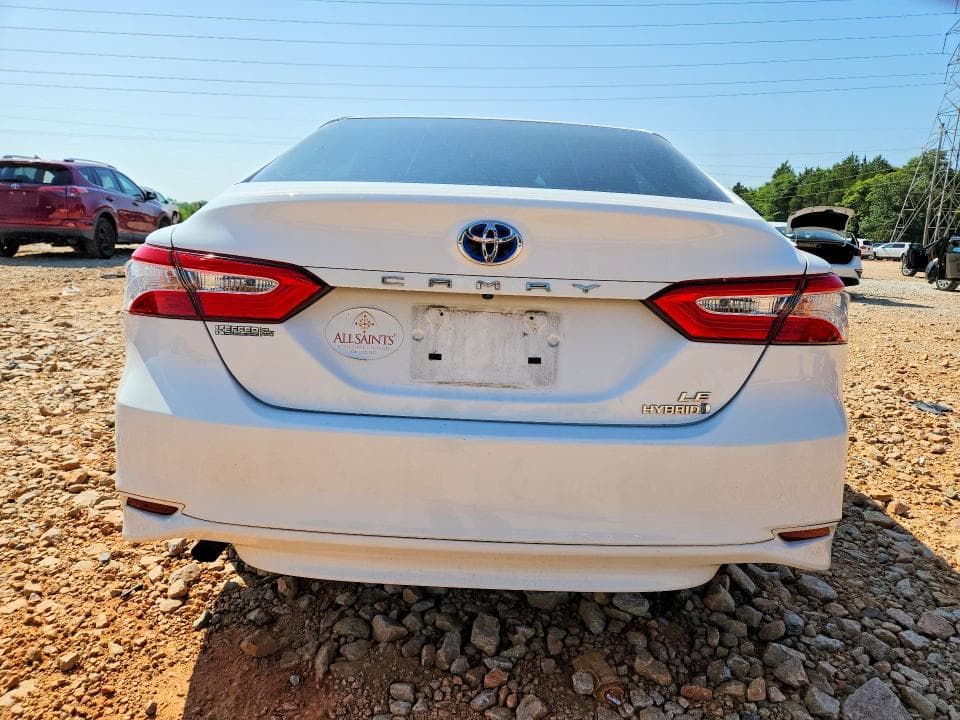 2018 TOYOTA CAMRY LE 6