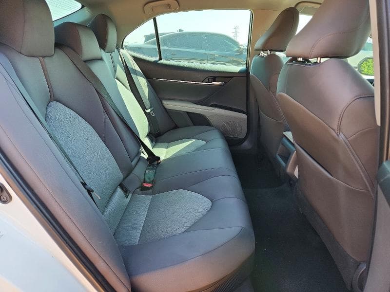 2018 TOYOTA CAMRY LE 10