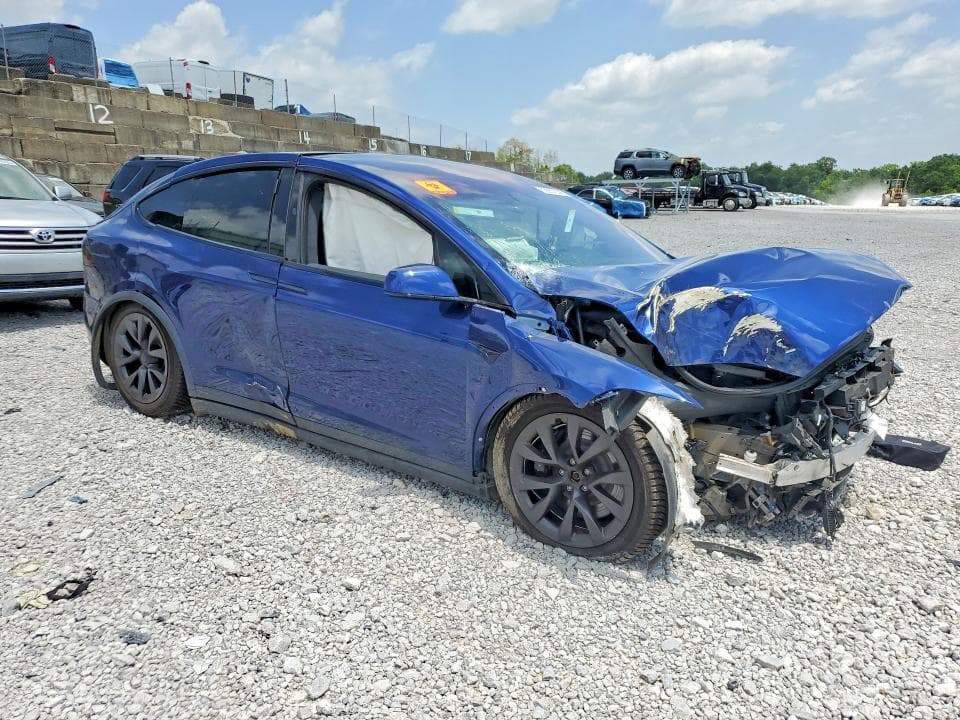 2023 TESLA MODEL X 4