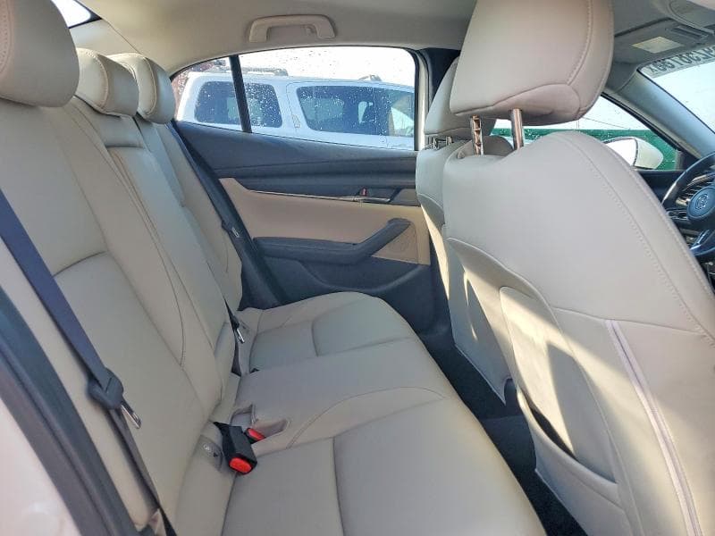 2019 MAZDA 3 PREFERRED PLUS PREFERRED PLUS 10