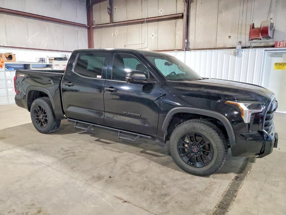 2023 TOYOTA TUNDRA SR5 4