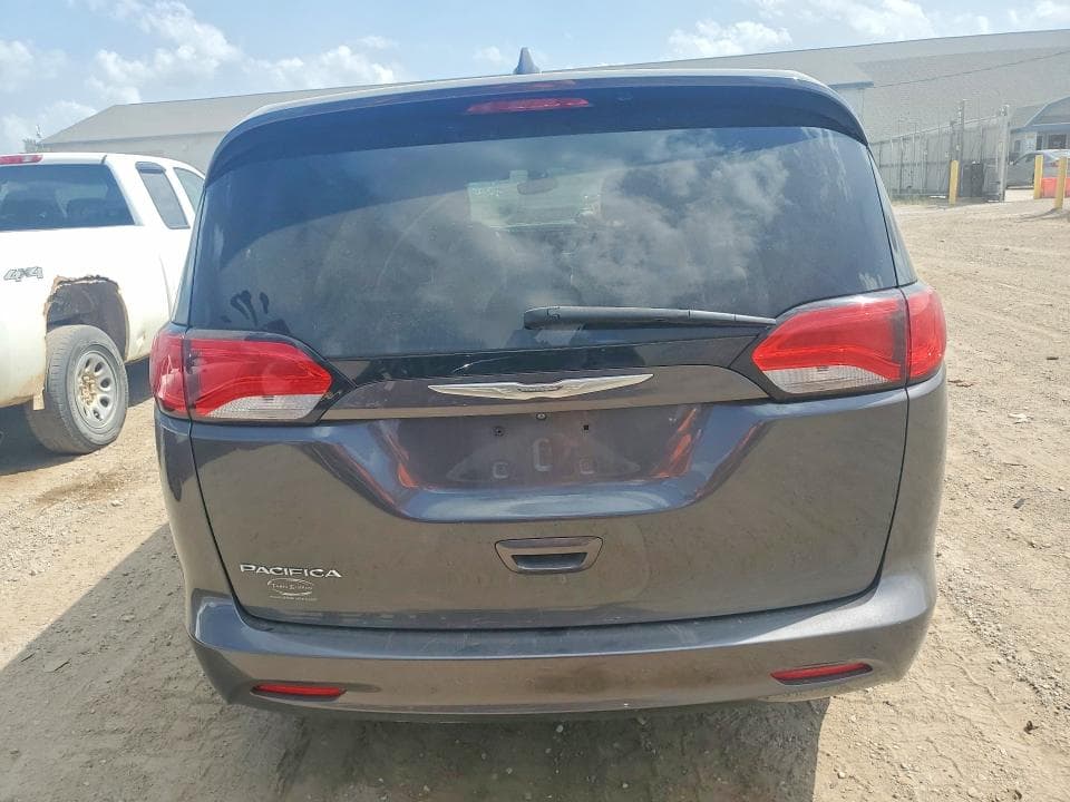 2017 CHRYSLER PACIFICA TOURING 6